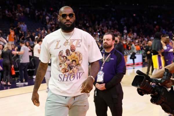 Lebron James é atleta mais bem pago da NBA em 2022; veja ranking