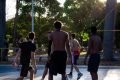 Projeto brasiliense de basquete promove arte e inclusão - Metrópoles