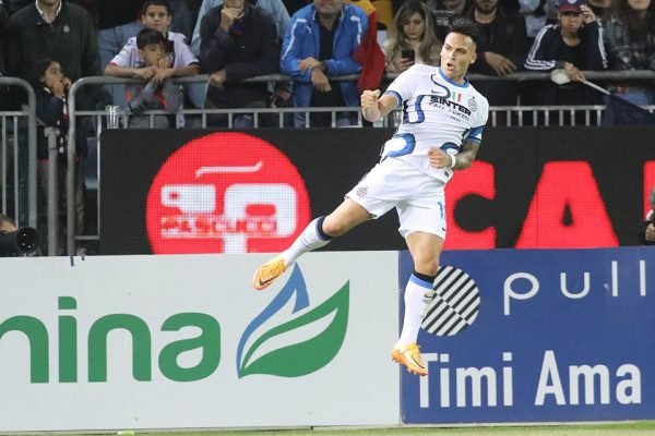 Lautaro comemora gol da Inter de Milão