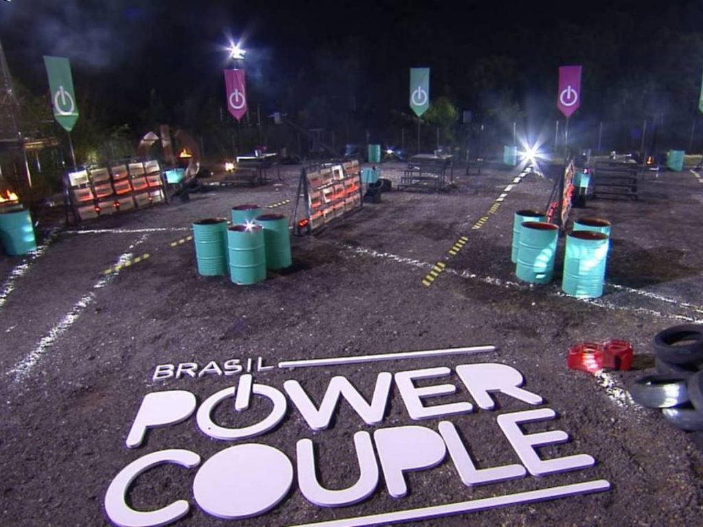 Foto colorida power couple