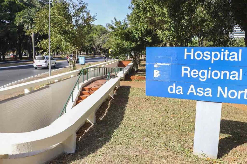 Governador Ibaneis Rocha visita obras de reforma das passagens subterrâneas do Plano Piloto5