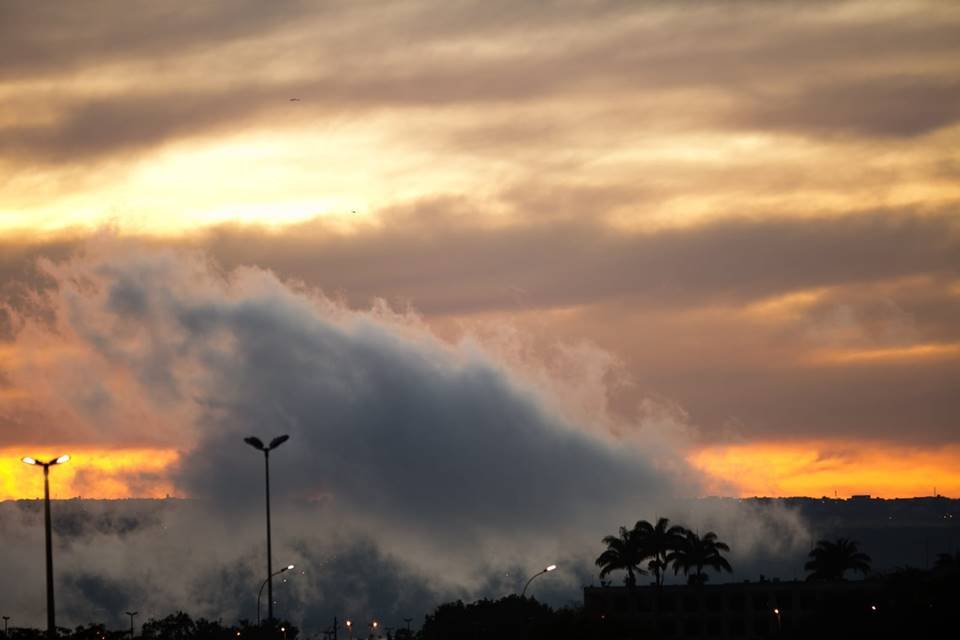 Densa neblina no amanhecer em dia de frio intenso no Distrito Federal - Metrópoles