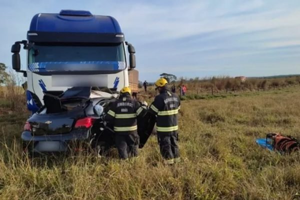 Três pessoas morreram em um acidente na GO-174, em Rio Verde, Goiás