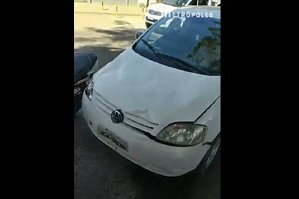 Carro conduzido no atropelamento - Metrópoles