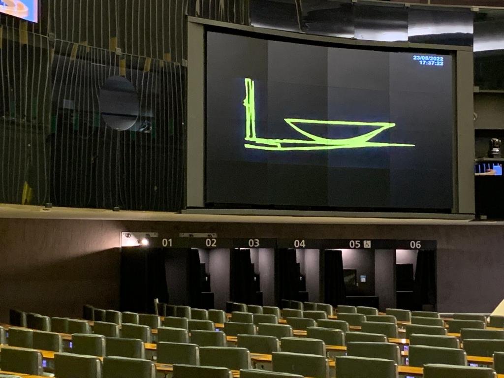 Cabines de votação no plenário da Câmara dos Deputados prontas para a escolha do novo vice-presidente da Casa - Metrópoles