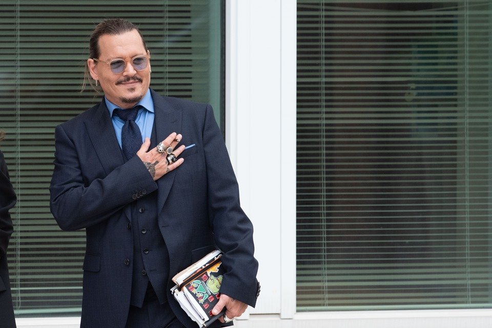 Advogado de Johnny Depp pede que Justiça 'limpe' seu nome - Cultura -  Estado de Minas