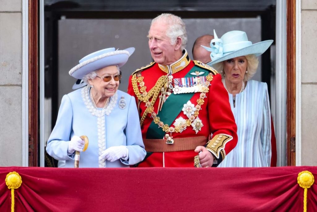 Britanicii trăiesc răscumpărarea cu sărbătoarea Jubileului de platină-01 a Reginei Elisabeta a II-a