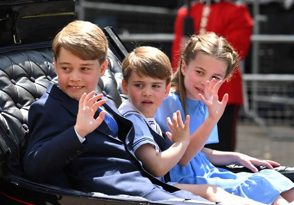 Britânicos vivem redenção com feriadão do Jubileu de Platina da rainha Elizabeth II-01