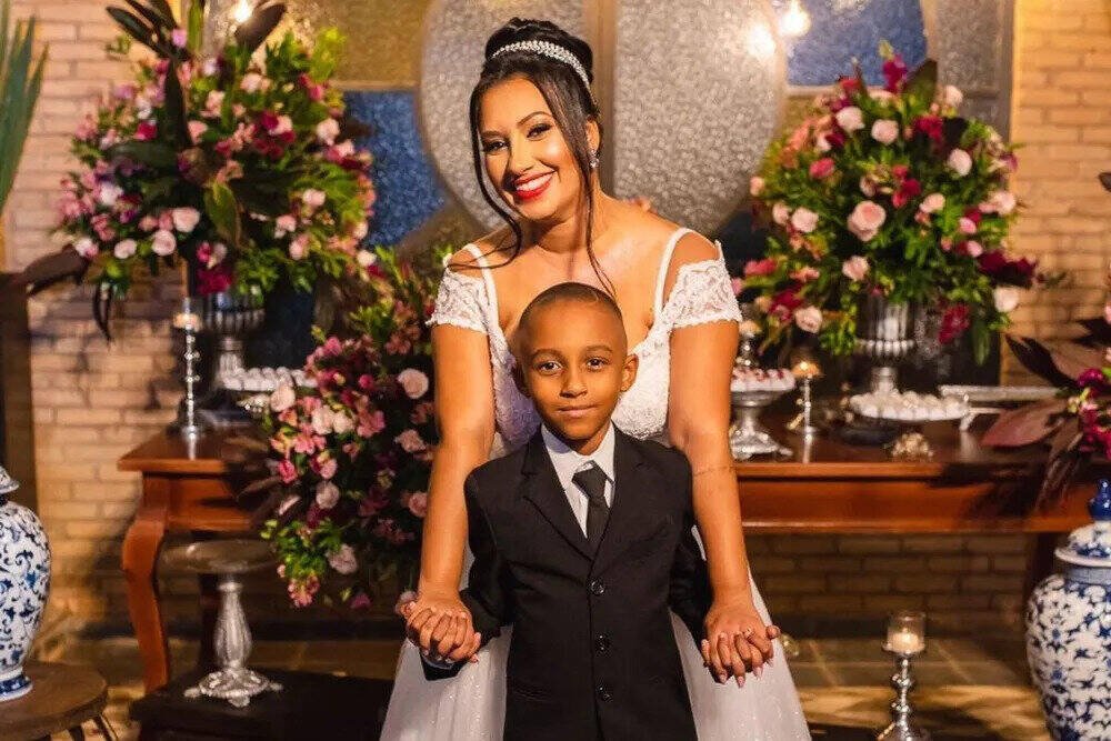 Lorenzo Ferreira Souza, 7 anos, e a mãe Tamiris de Lima Ferreira Souza, 28 anos