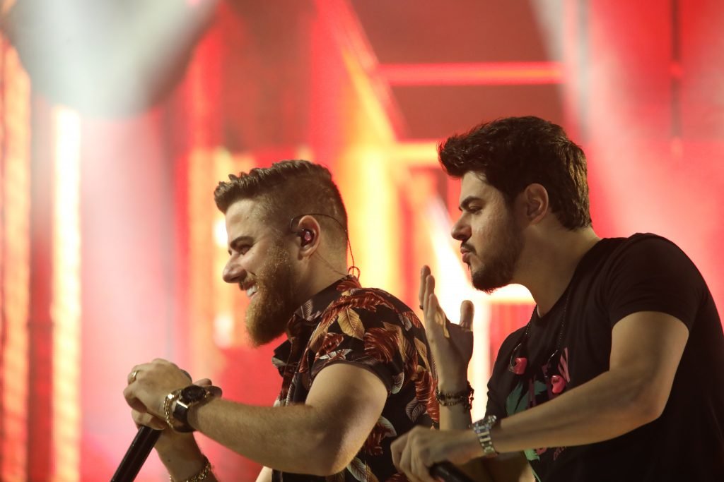 The duo Sertanega Ze Neto and Cristiano during a presentation at the 34th edition of the Rodeo de Extrema, in Minas Gerais, in October 2019