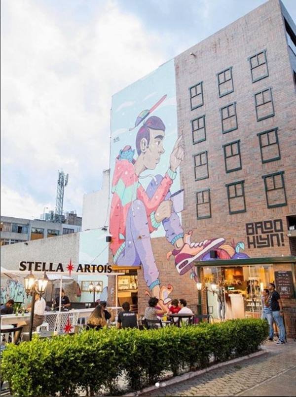 Foto colorida da fachada do Brooklyn-Metrópoles