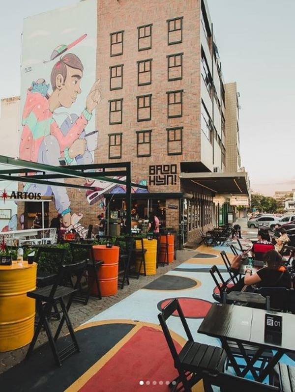 Foto colorida do prédio Brooklyn-Metrópoles