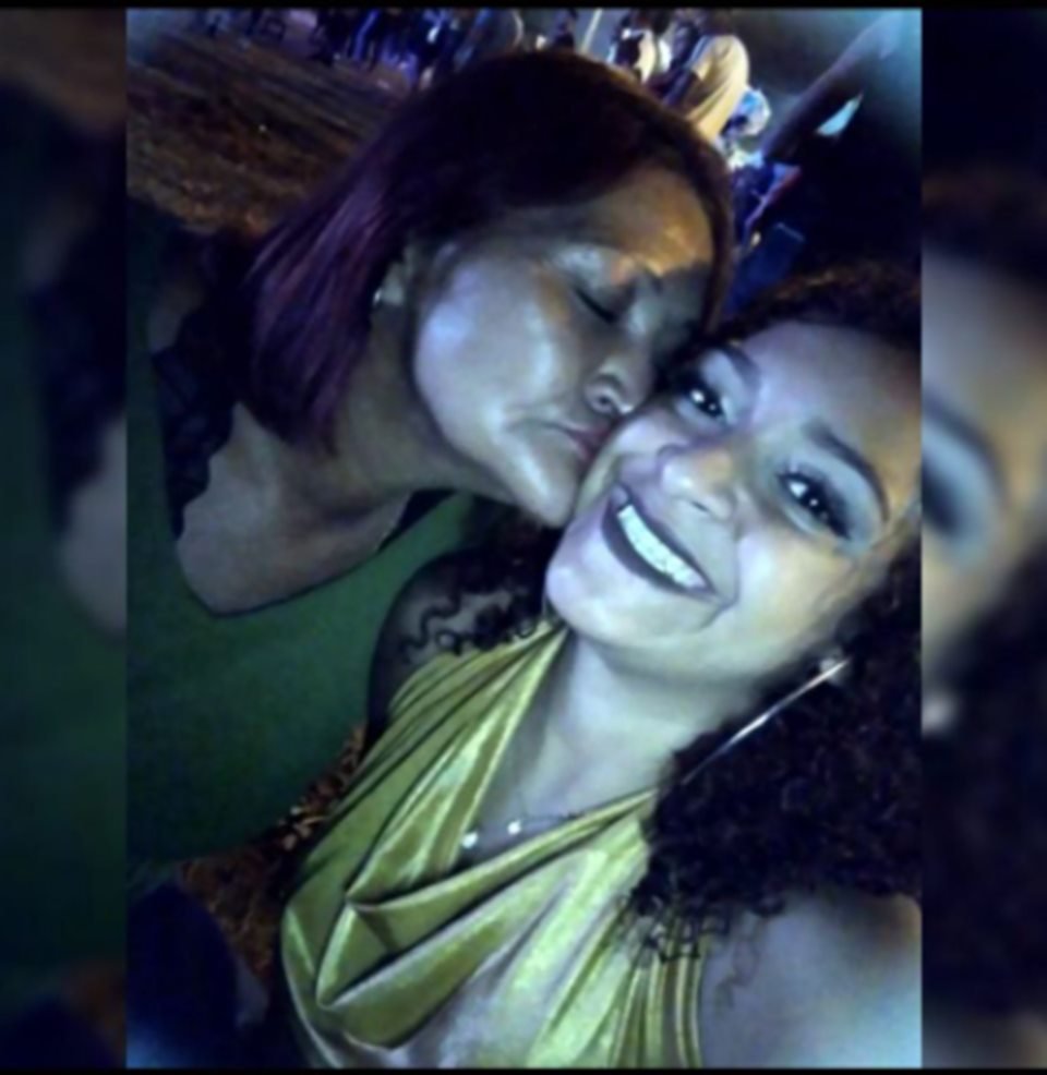 Mulher sorrindo