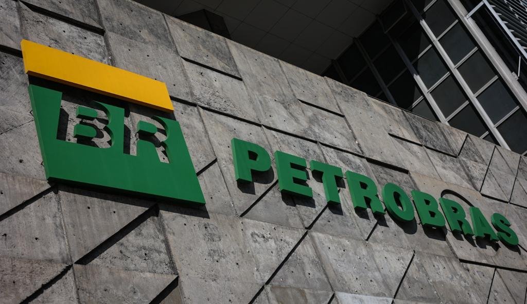 O edifício-sede da Petrobras (Edise), no Centro do Rio