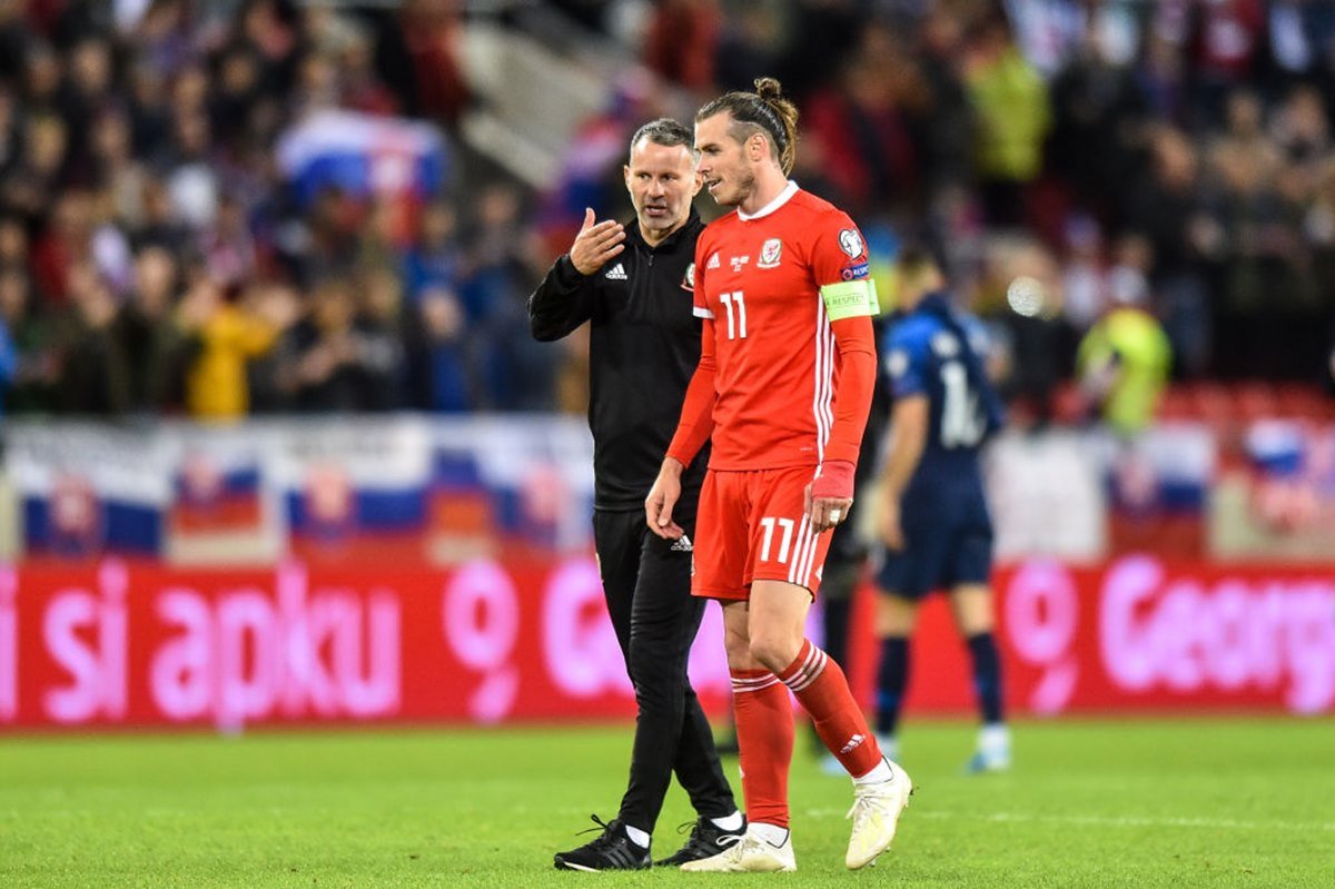 Euro 2020. Jogo De Futebol Ucrânia Vs Países Baixos Fotografia