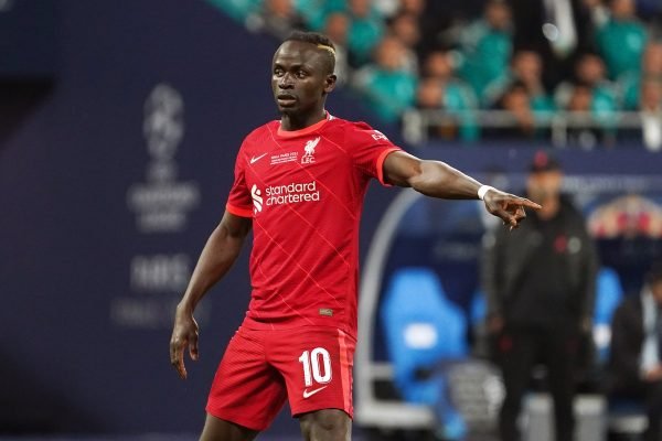 Sadio Mané deixa futuro no Liverpool em aberto