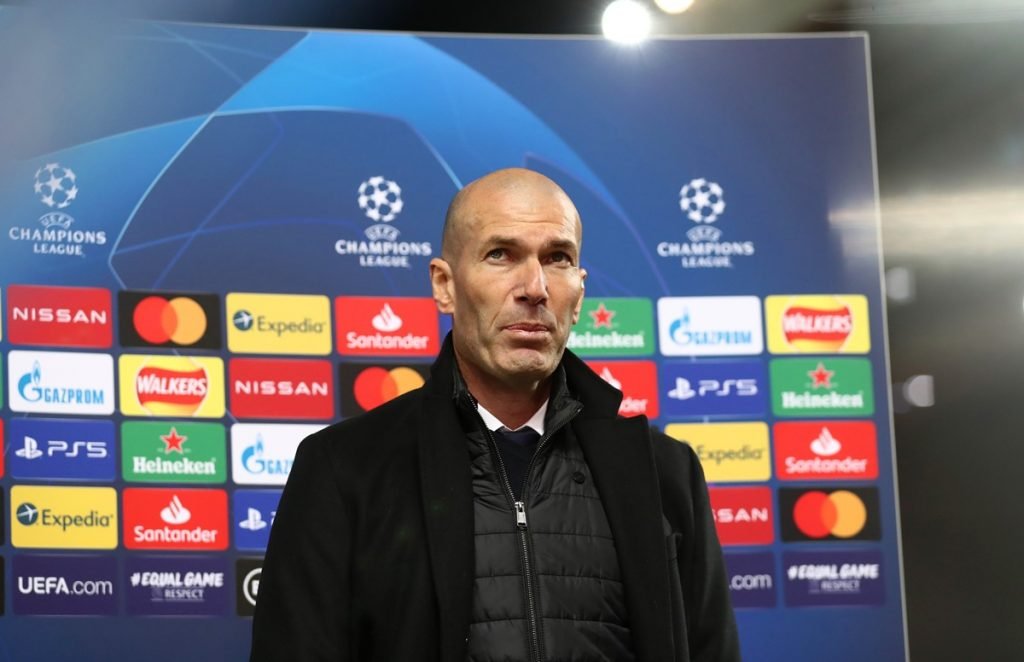 Zidane tem acordo para se tornar novo técnico do PSG, diz rádio