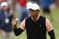 Vídeo: ovacionado pela torcida, Tiger Woods chora em campeonato