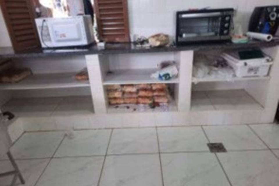 Cozinha de escola pública do DF - Metrópoles