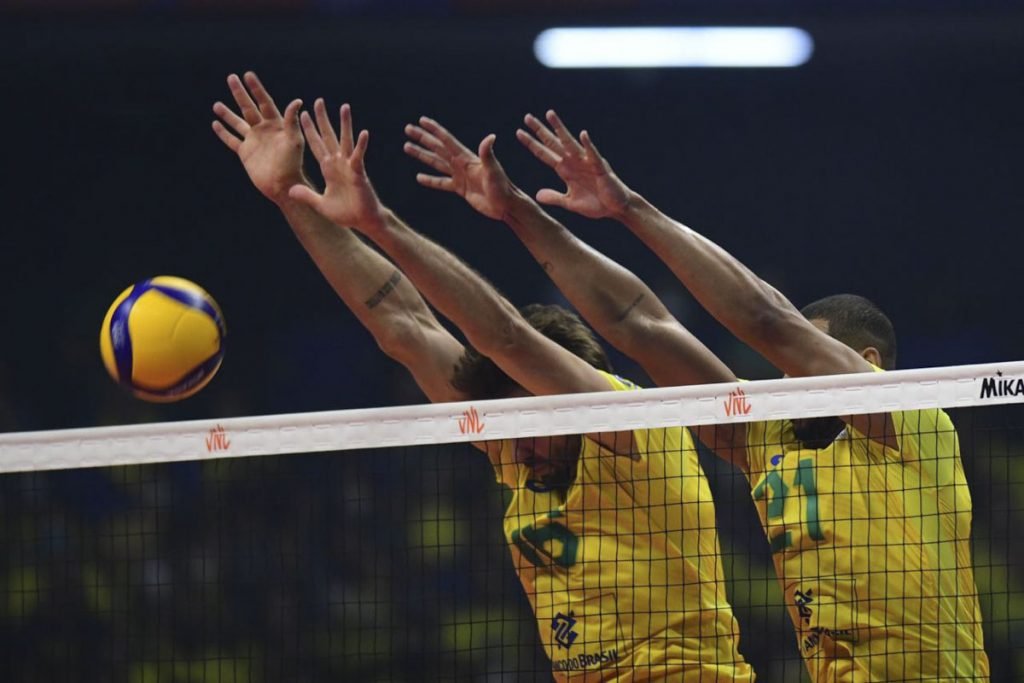 Seleção Brasileira joga pela Liga das Nações de Vôlei Masculina contra a China no ginasio nilson nelson em brasília 2