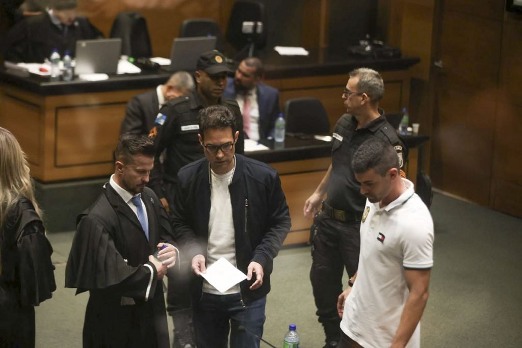 Depoimento do Dr Jairinho no TJ durante depoimento sobre a morte do menino Henry Borel no Rio de Janeiro 9