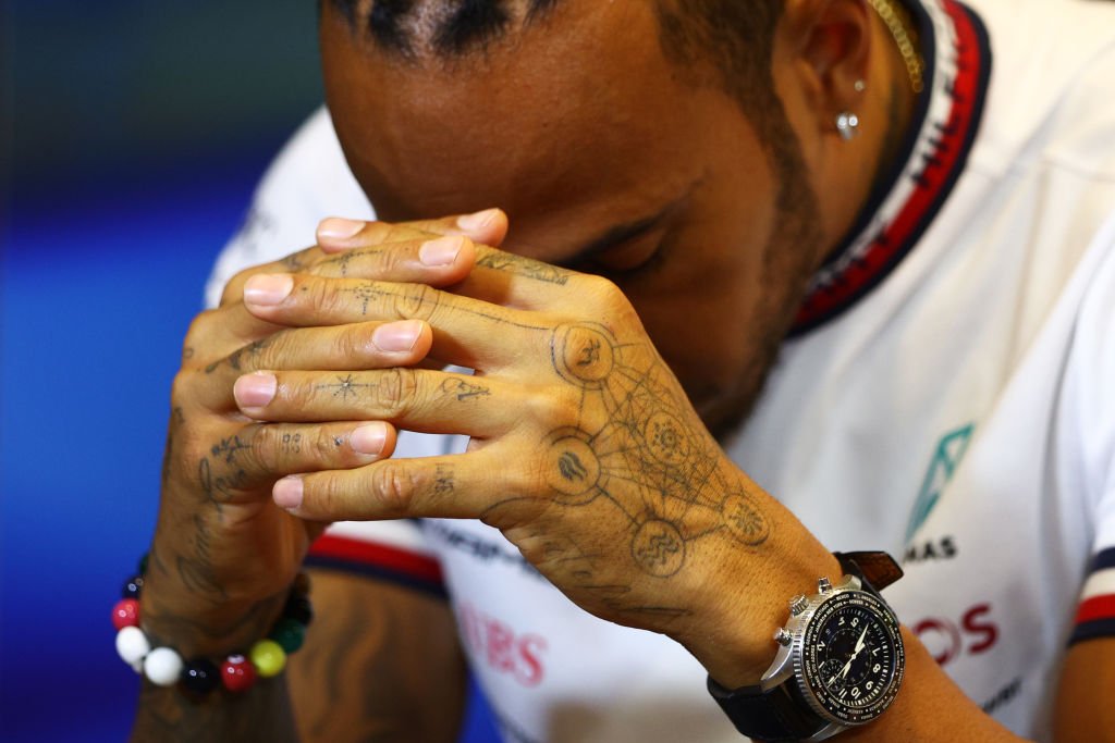 Lewis Hamilton reage em coletiva de imprensa para o GP do Azerbaijão 2022