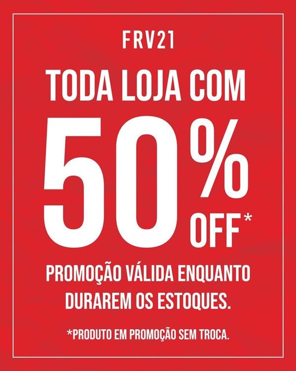 Forever 21 fecha lojas no Brasil com peças a menos de 50 reais. Veja