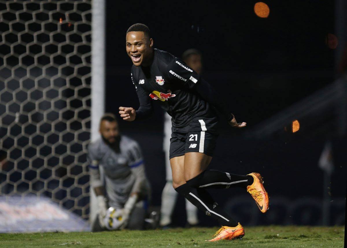 Coritiba x Red Bull Bragantino: onde assistir ao vivo, horário