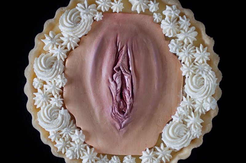 Confeiteira viraliza ao criar tortas com desenhos de “pepecas”