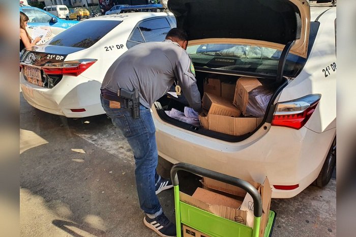 Polícia faz busca e apreensão em oficina que dava golpe em clientes - RJ 2