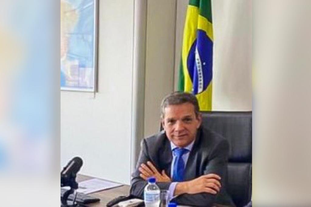 Caio Mario Paes de Andrade, cotado para o comando da Petrobras. Ele tem pele clara, cabelos grisalhos e olhos escuros - Metrópoles