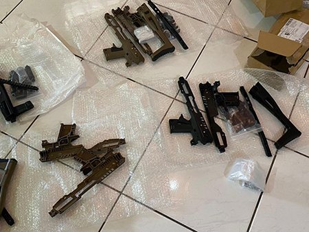 PF deflagra operação contra tráfico internacional de armas