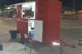 trailer que funciona como hamburgueria no Paranoá