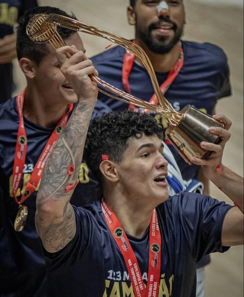 Gui Santos conquistou a Copa Super 8 de 2022 - Metrópoles