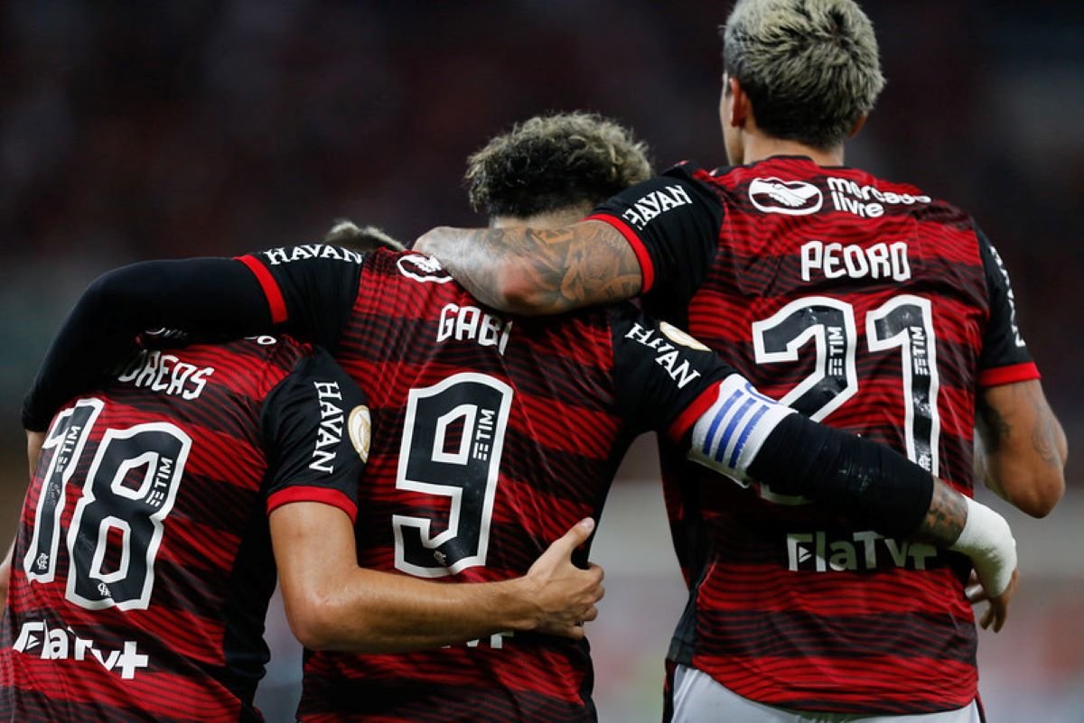 América-MG x Flamengo: onde assistir, horário e escalações do jogo