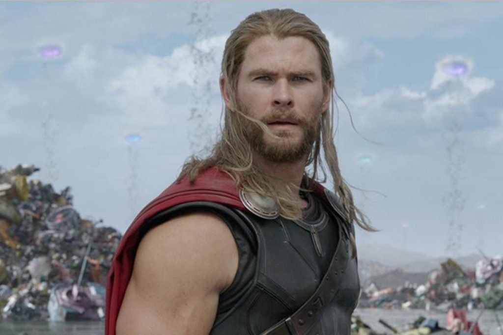 Chris Hemsworth diz que fará papel de Thor até ser expulso pela Marvel