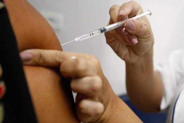vacinacao gripe goiania
