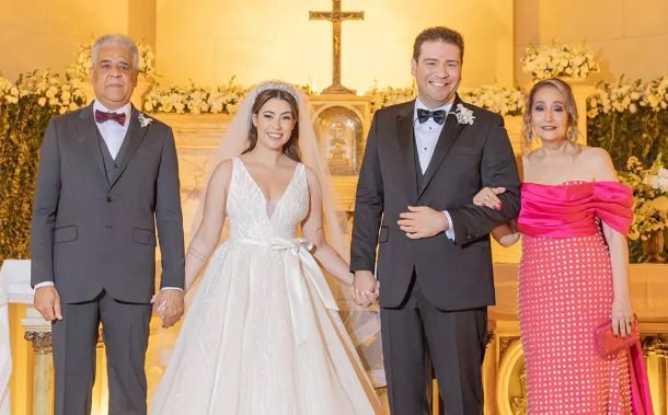 Jorge Damião, Isabella Morais, Jorge Abrão e Sonia Abrão (Foto Roberto Tamer)