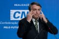 foto colorida de jair bolsonaro discursando