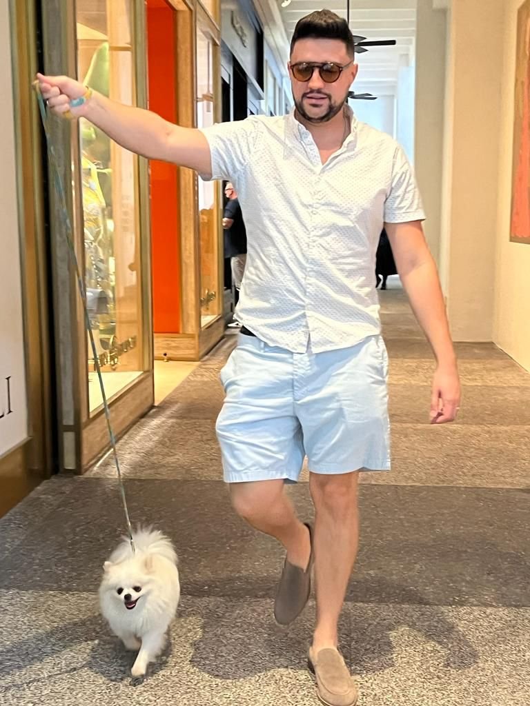 No Instagram, Lucas mostra mais a vida social
