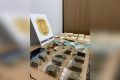 drogas em cima de mesa