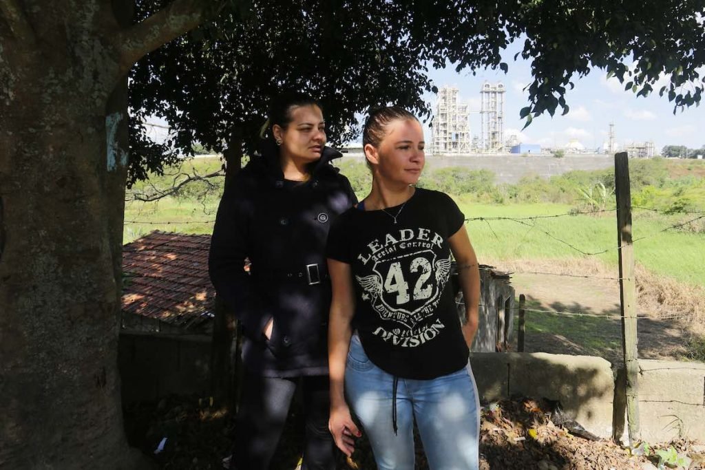As amigas Daniela Carvalho, 34 anos, e Andressa Cristina Rocha, 28 anos, moram no bairro São Rafael, em São Paulo, há 20 anos