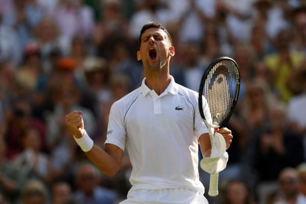 Djokovic vence Fritz e segue em busca do 6º título do ATP Finals