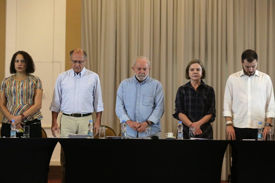 Reunião com partidos que apoiam Lula para a Presidência