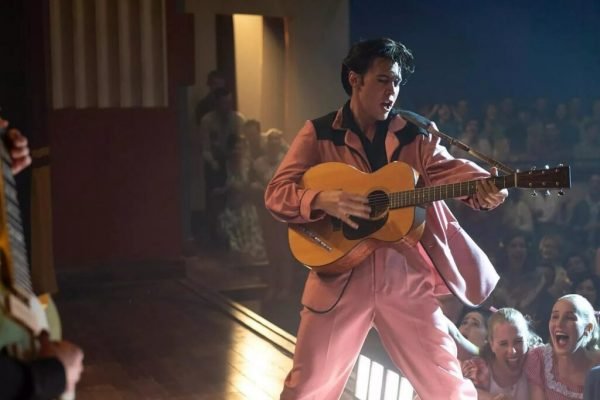 HBO Max - Pronta pra dançar na sala enquanto assisto Elvis lá no meu site  💃