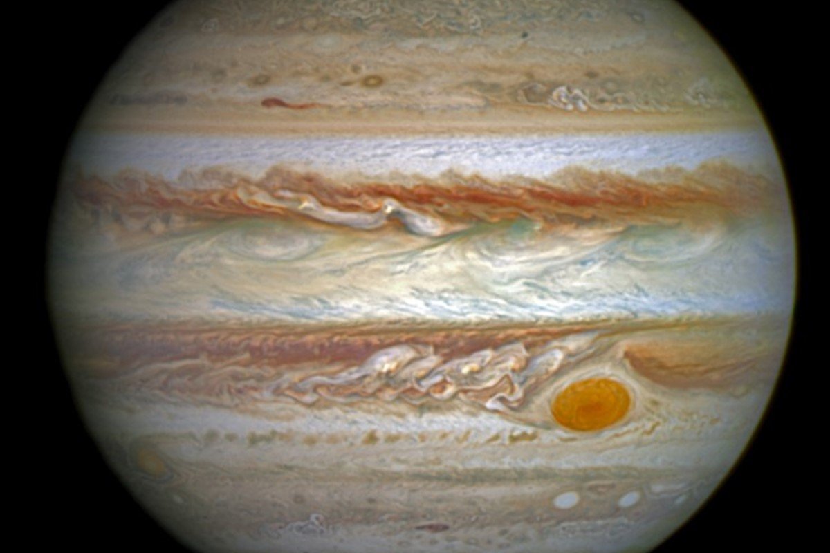 Nasa divulga foto inédita de Júpiter pelas lentes de James b; veja Metrópoles