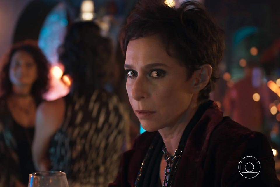 Andréa Beltrão na novela Um Lugar ao Sol, da Globo