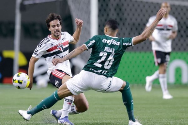 Talvez seja o pior time do São Paulo a jogar um Campeonato Brasileiro',  dispara jornalista