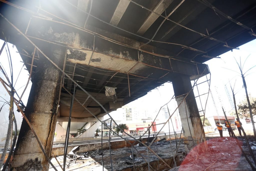 incendio viaduto t63 goiania vinicius schmidt (8)