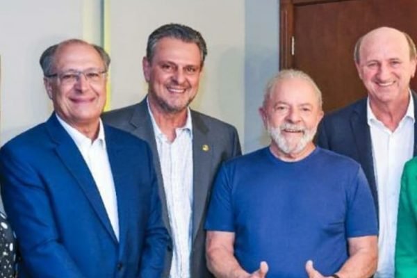 Lula com Neri Geller, Fávaro e Alckmin